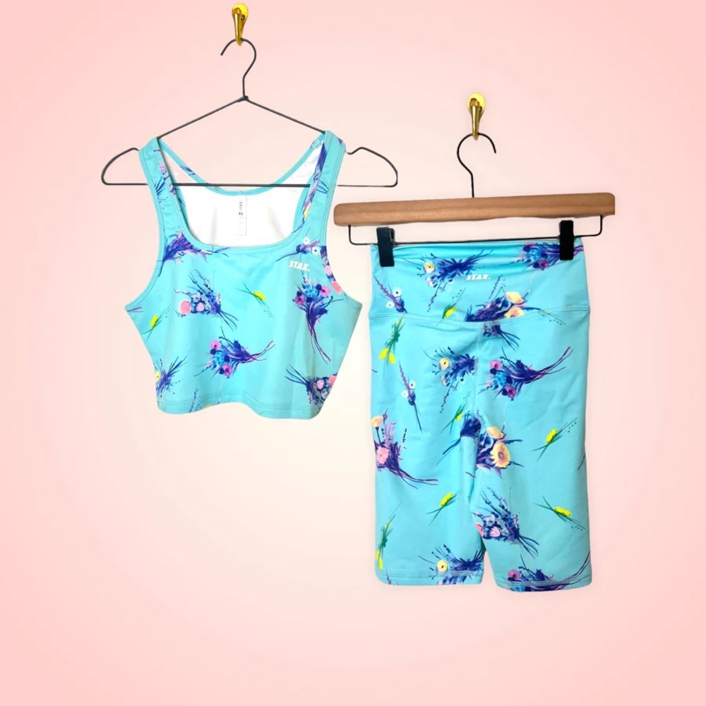 Stax baby blue floral active shorts set (Sz XS)